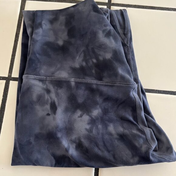 lululemon diamond dye align leggings size 4 - Picture 1 of 2